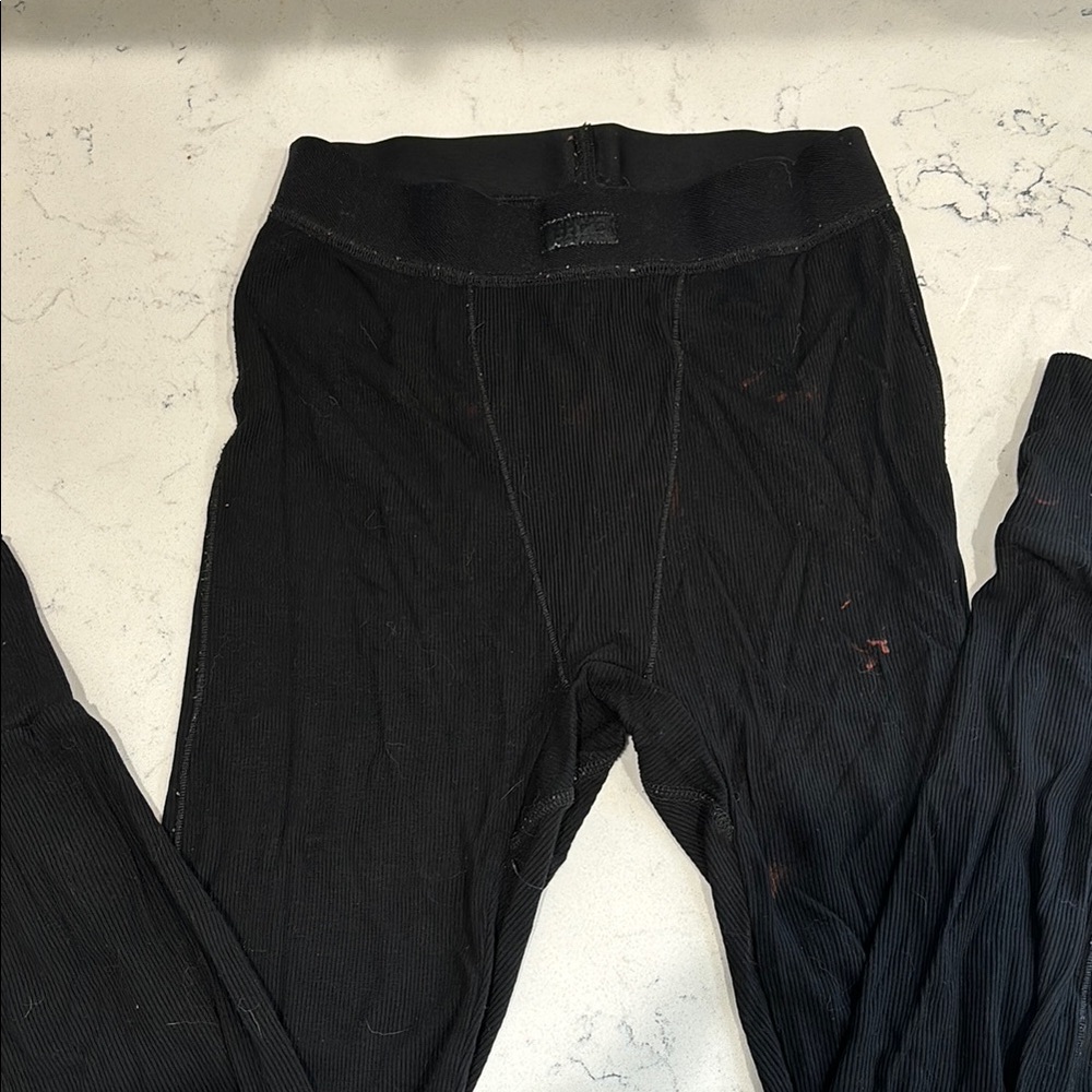 Skims black ribbed leggings